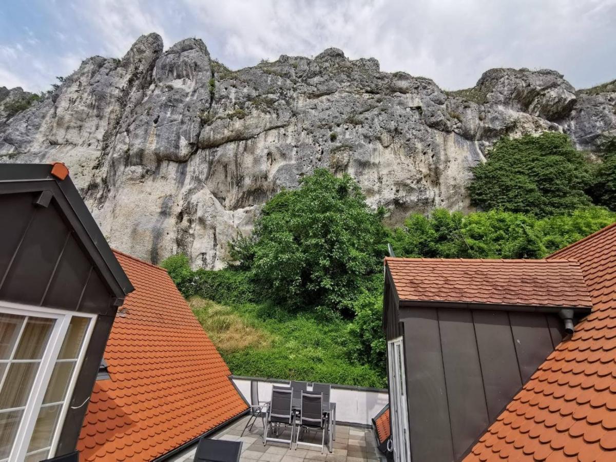 Gasthaus Felsenwastl Essing Exteriör bild
