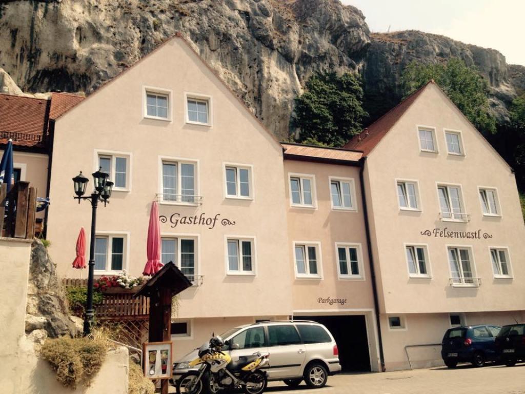 Gasthaus Felsenwastl Essing Exteriör bild